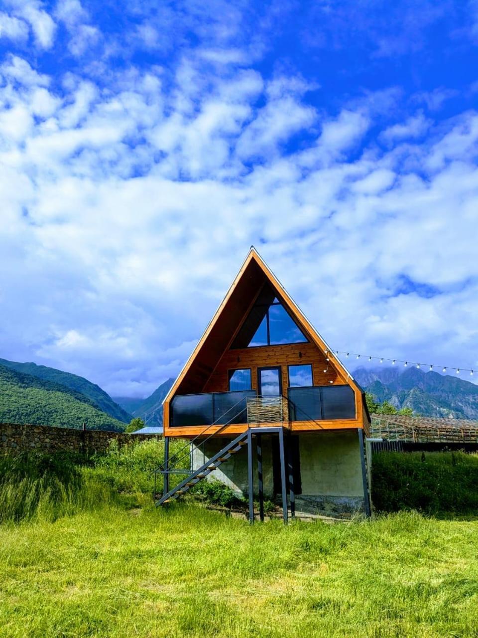 Rest Point Cottage Kazbegi Exterior photo