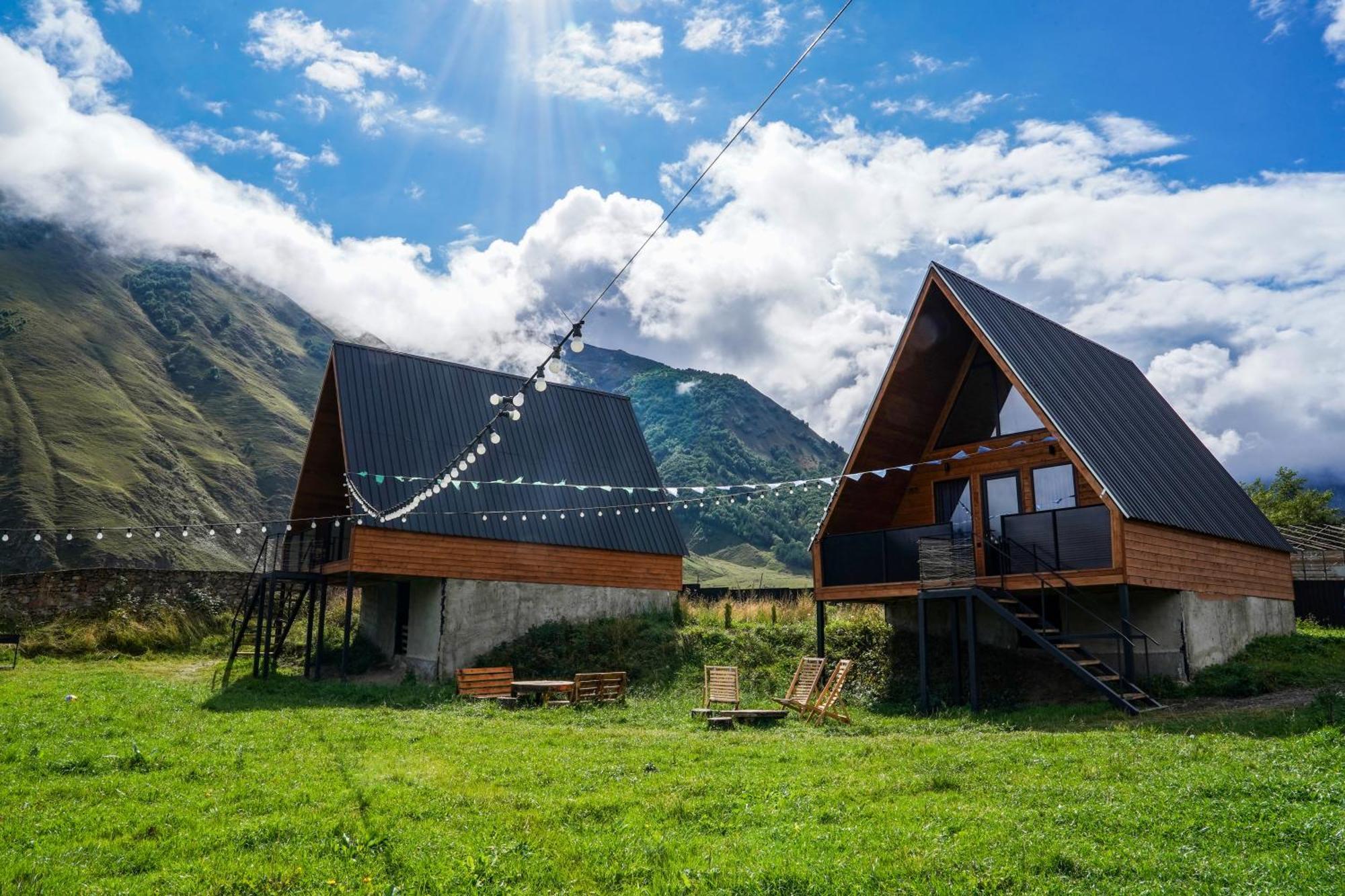 Rest Point Cottage Kazbegi Exterior photo